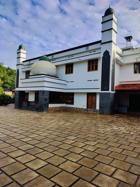 പ്രമാണം:15085Mosque.jpg