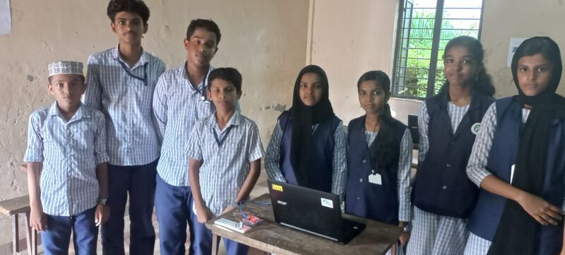 പ്രമാണം:19037-freedom fest 2023-1.jpg