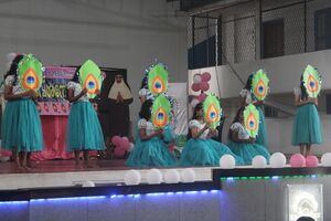 21001 peacock dance .JPG