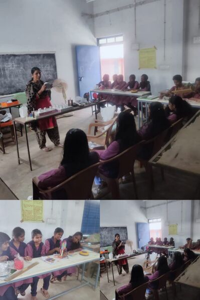 പ്രമാണം:21068 sciencelab.jpeg