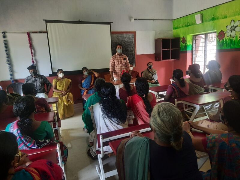 പ്രമാണം:24351 mssups pravesanosavam.jpeg