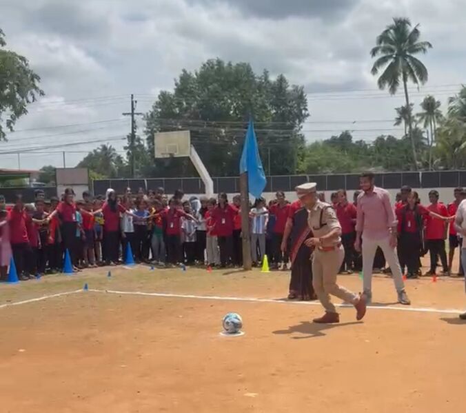 പ്രമാണം:25036-EKM-GOAL2026-TOOFAN GOAL INAUGURATION.jpg