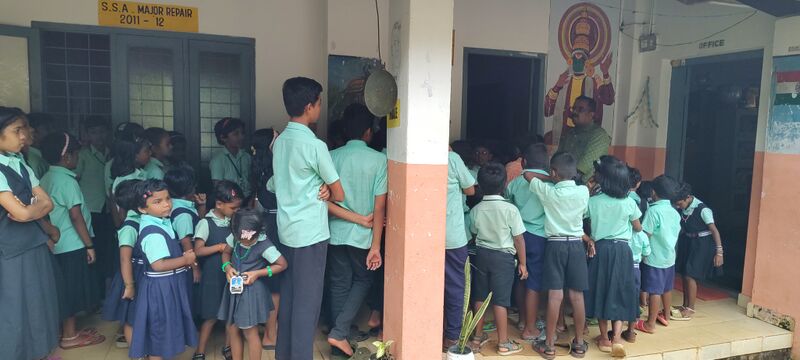 പ്രമാണം:31262- valavoor-hiroshima3.jpg