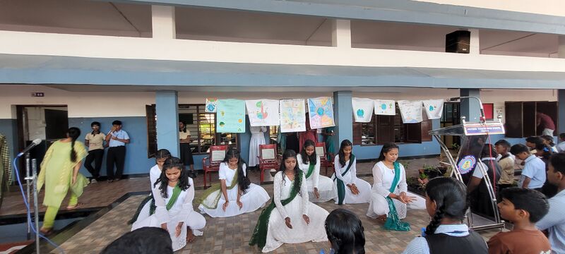 പ്രമാണം:34046 ev1.jpg