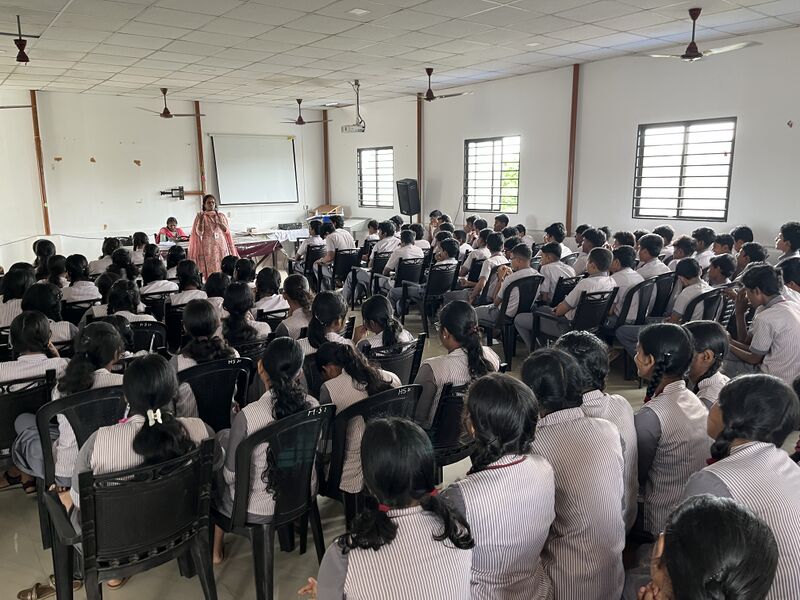 പ്രമാണം:35050 AIDS125.jpg