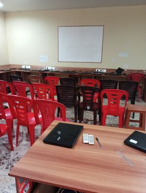 43002 hitech H.s I.T.Lab1.jpg