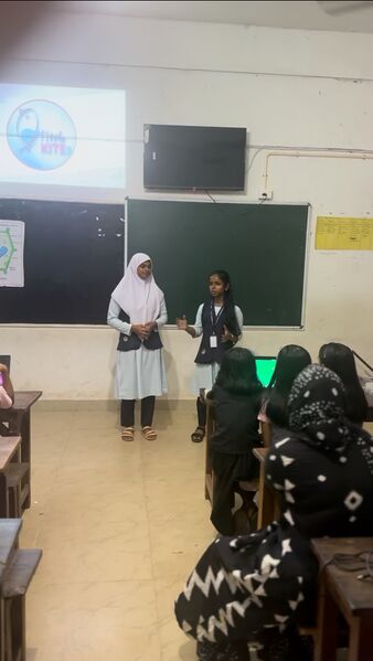 പ്രമാണം:48086 up training 11.jpg