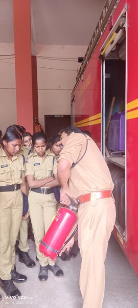 പ്രമാണം:12017 spc2025 7.jpeg