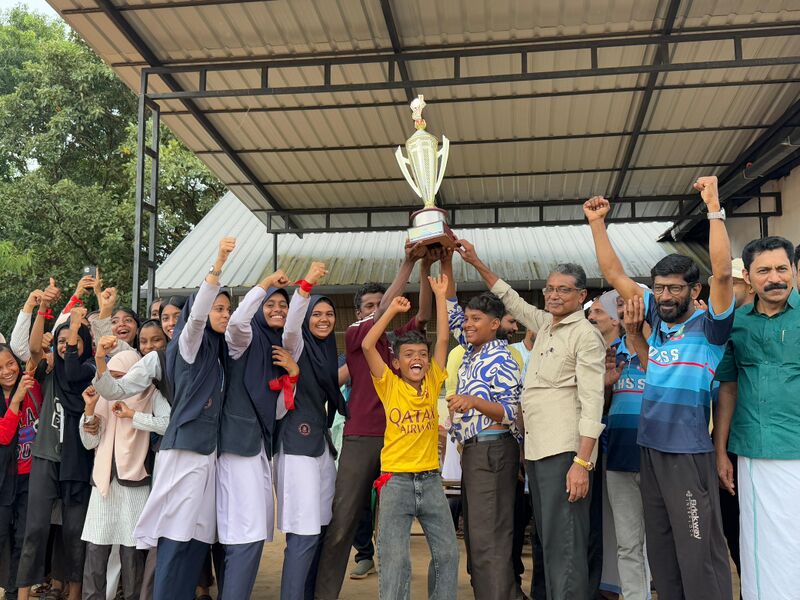 പ്രമാണം:18068-SCHOOL SPORTS WINNERS-BNFG9388.JPG