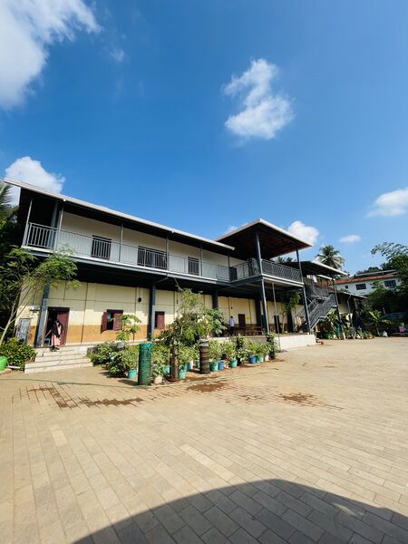 പ്രമാണം:18351 school.jpeg