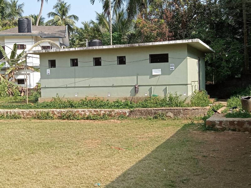 പ്രമാണം:19879 toilet.jpeg