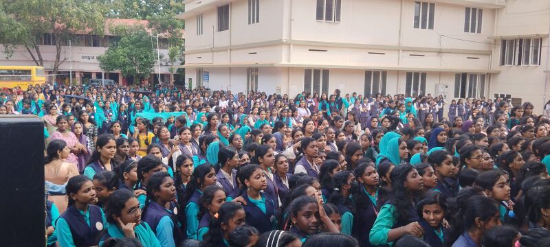 പ്രമാണം:42042 yogaday00.jpg