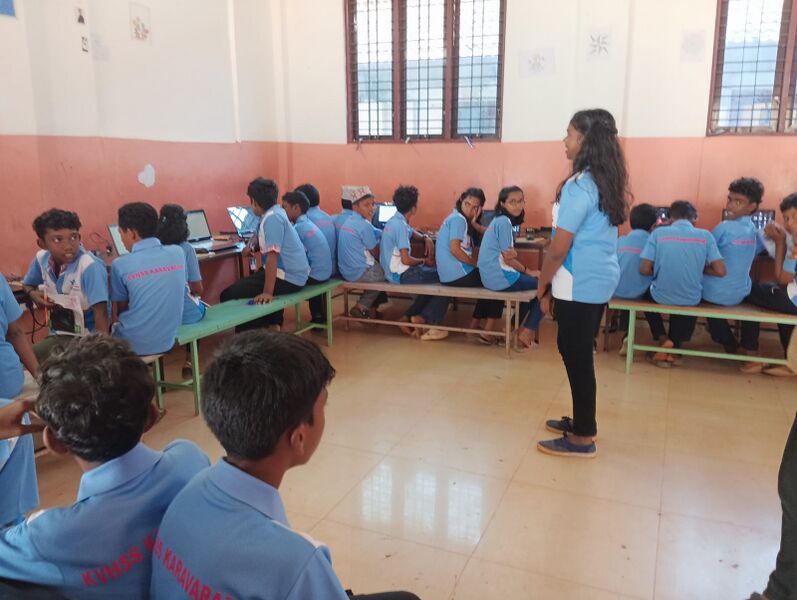 പ്രമാണം:42050one day camp 2.jpg