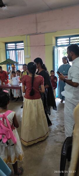 പ്രമാണം:ONAM CELEBRATION .jpg