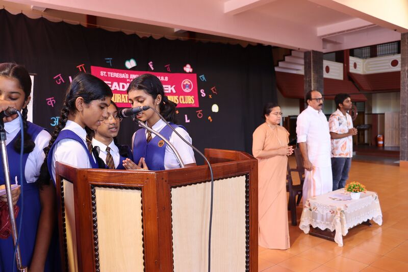 പ്രമാണം:Read1 13006.JPG