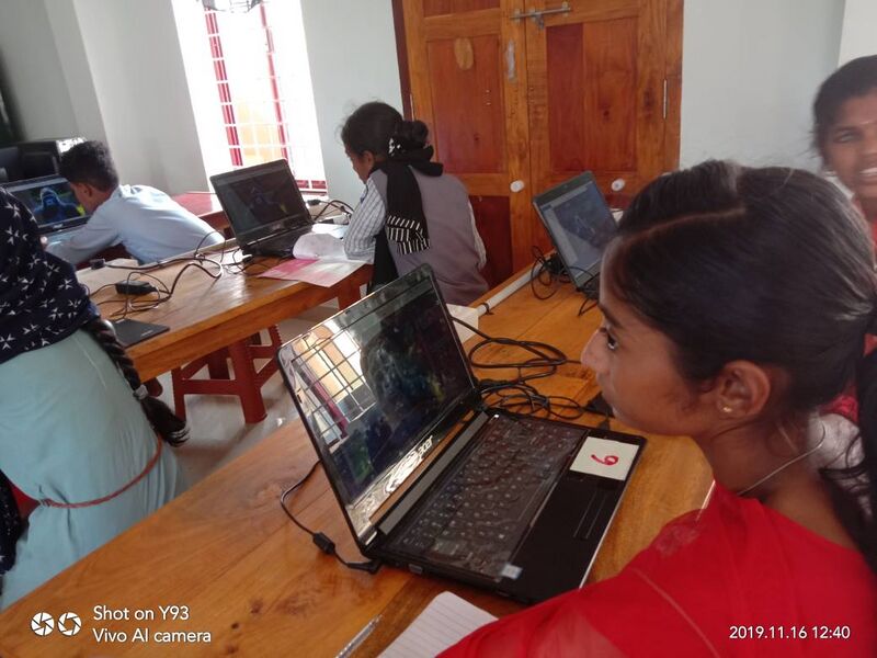 പ്രമാണം:11007LK School Camp3.jpg