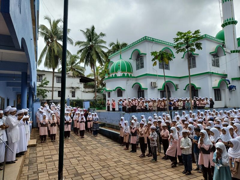 പ്രമാണം:11088-Reading Day.jpg