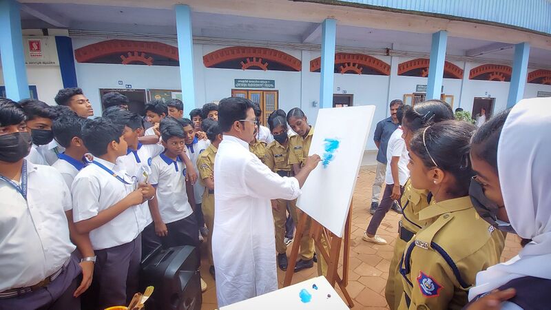 പ്രമാണം:14028 lv2.jpg