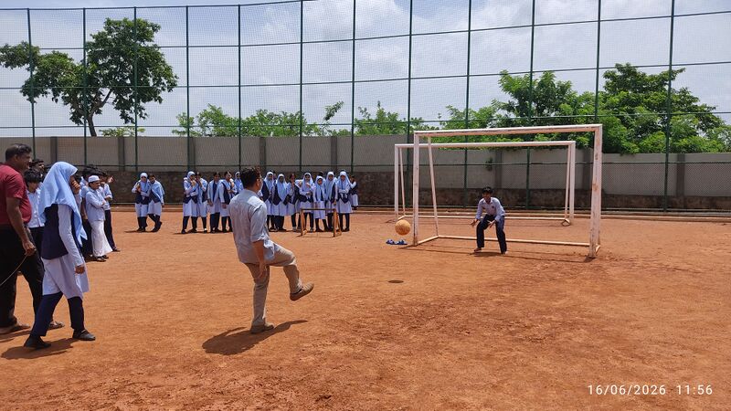 പ്രമാണം:18017-MLP-GOAL2026-Kick-7.jpg