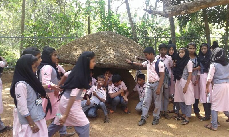 പ്രമാണം:24257 - padanayathra 3.jpg