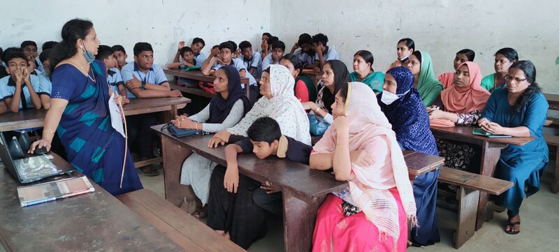 പ്രമാണം:26056 hsl6.jpg