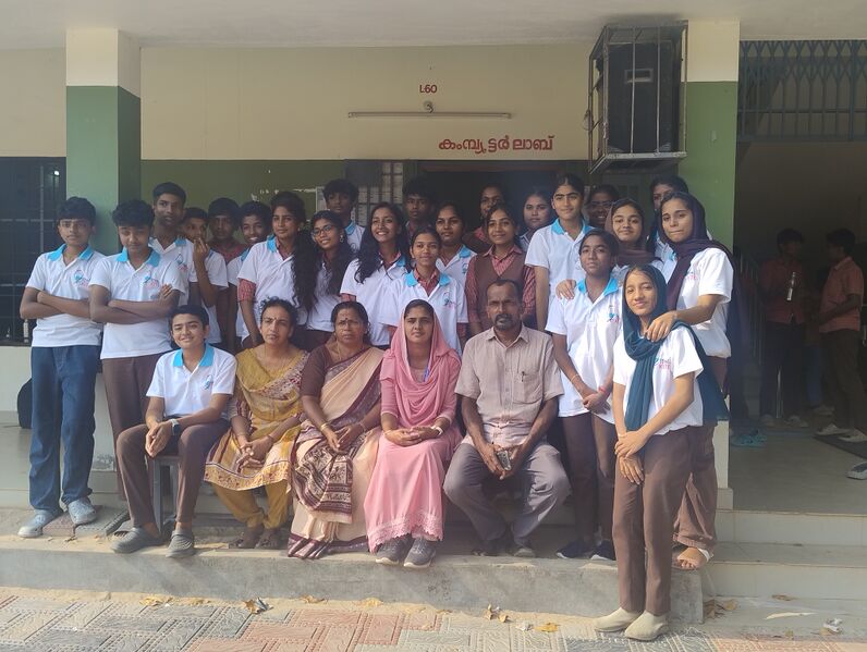 പ്രമാണം:36015 LK 23-26 batch photo.jpg