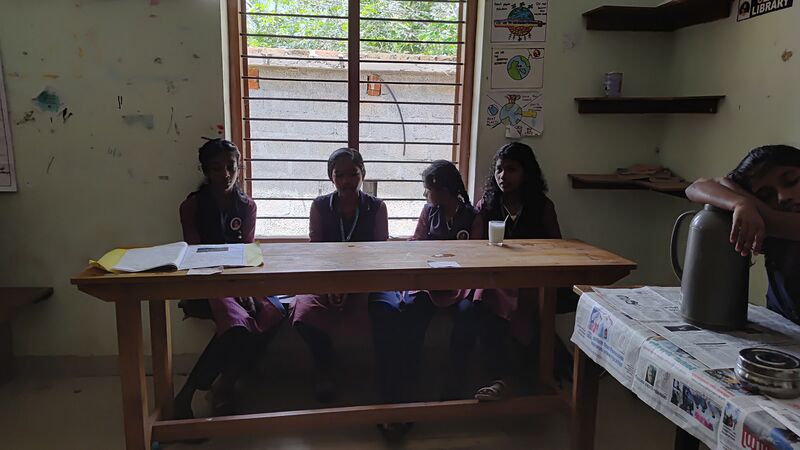 പ്രമാണം:42085 sci 25 3.jpg