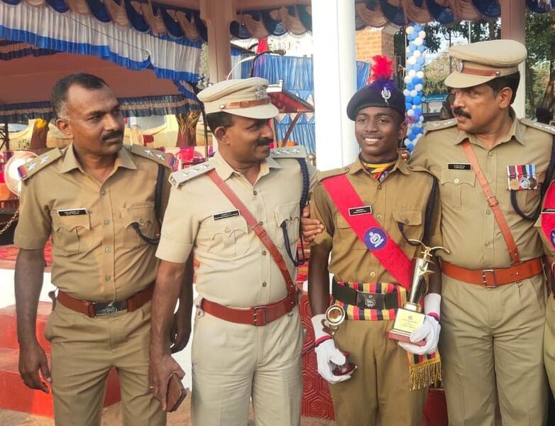 പ്രമാണം:44035 SPC DAY PARADE 5.jpg