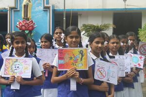 21001 ANIT DRUG DAY HS 1.resized.JPG