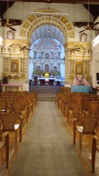 പ്രമാണം:25024 altar.jpeg