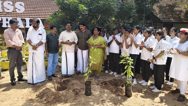 പ്രമാണം:34024 Paristhididinam 2025 1.jpg