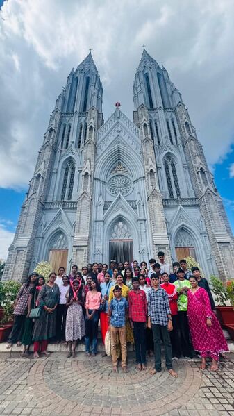 പ്രമാണം:38015-Study trip-1-26.jpg