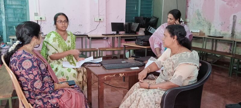 പ്രമാണം:39001-smart room trs. survey.jpg