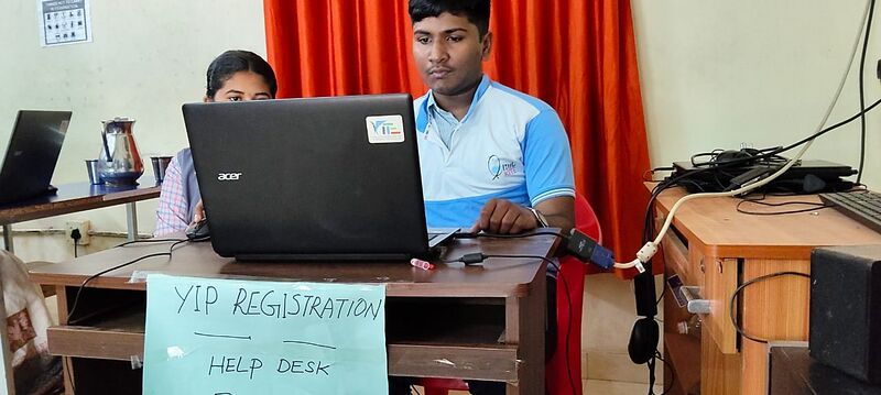 പ്രമാണം:42058 YIP REGISTRATION.jpeg