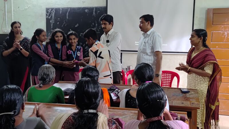 പ്രമാണം:42085 pre lk 2025 9.jpg