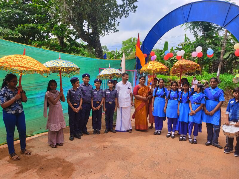 പ്രമാണം:42651 Praveshanolsavam 2026-27 - 04.jpg