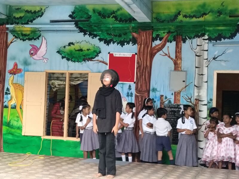 പ്രമാണം:43240 chandra25-3.jpg