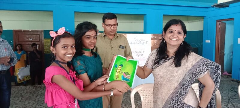 പ്രമാണം:44055-vidyarangam inau23.jpeg