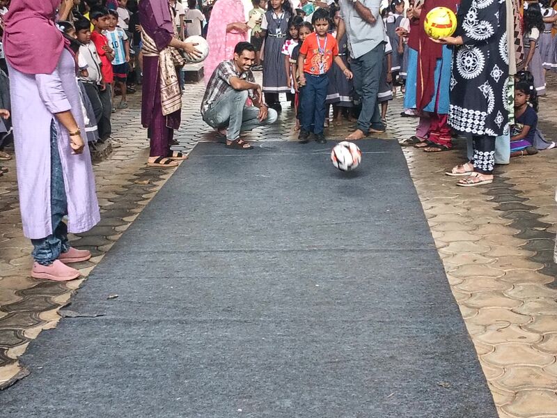 പ്രമാണം:I18425-MM-GOAL2026-Best kick.jpg