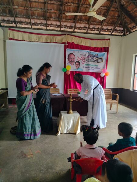 പ്രമാണം:PNSVAM3.jpg
