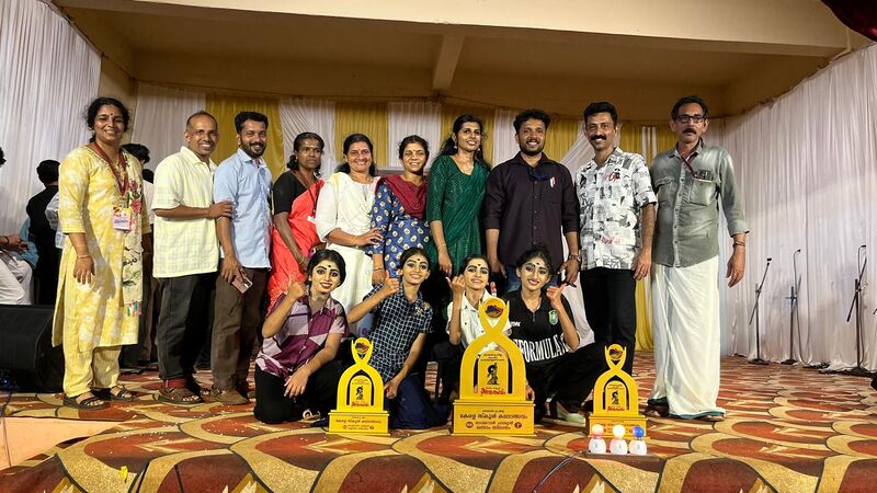 പ്രമാണം:12009 KALSVM WINNER 1.jpeg