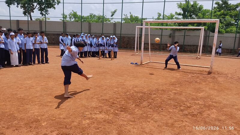 പ്രമാണം:18017-MLP-GOAL2026-Kick-6.jpg