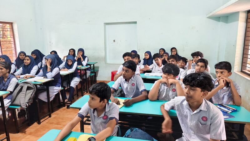 പ്രമാണം:18103 jrc14.jpg