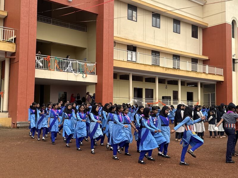 പ്രമാണം:19112 mes independence day6.JPG