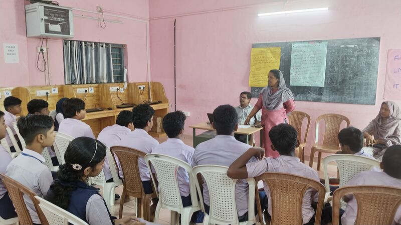 പ്രമാണം:35008 camp.jpg