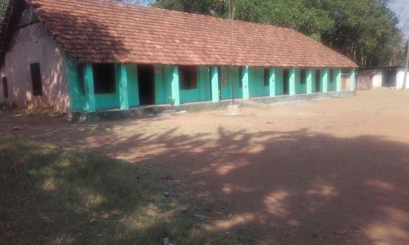 പ്രമാണം:41328St Johns LPS Njaramoodu.jpg