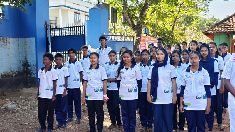 പ്രമാണം:42033 lk republic day.jpg