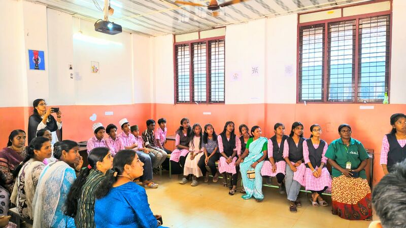 പ്രമാണം:42050 SARAVAM ai 1.jpg