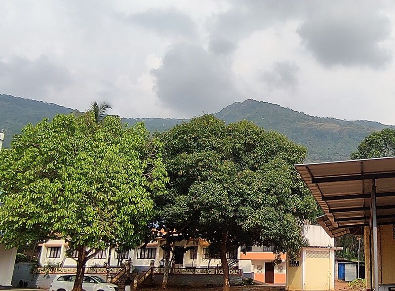 പ്രമാണം:Ente gramam photo.jpeg