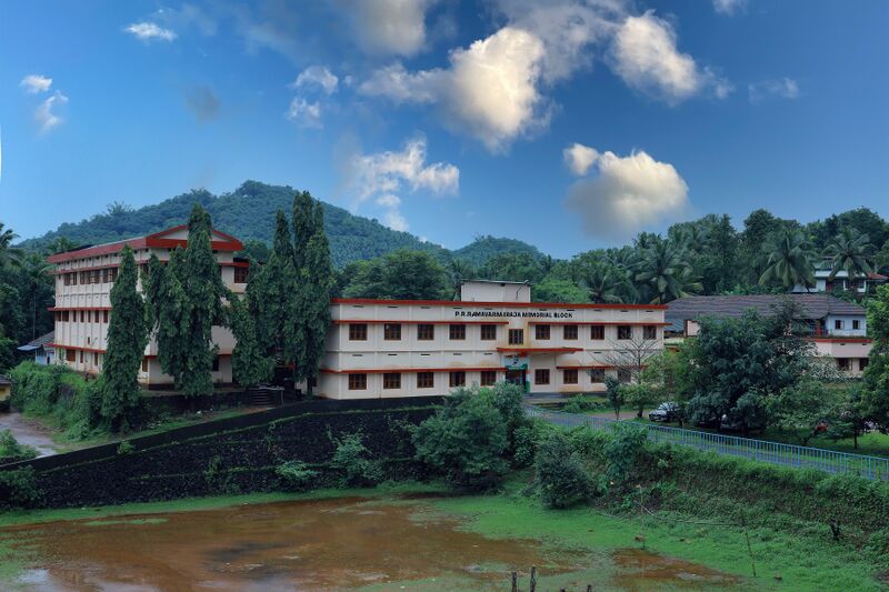 പ്രമാണം:NSSHSS SCHOOLPHOTO.JPG